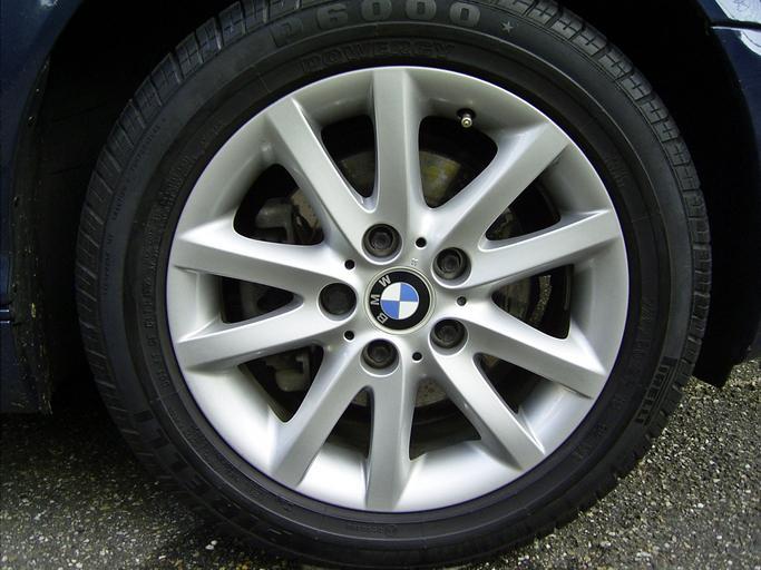 BMW koleso, hliníkový disk
